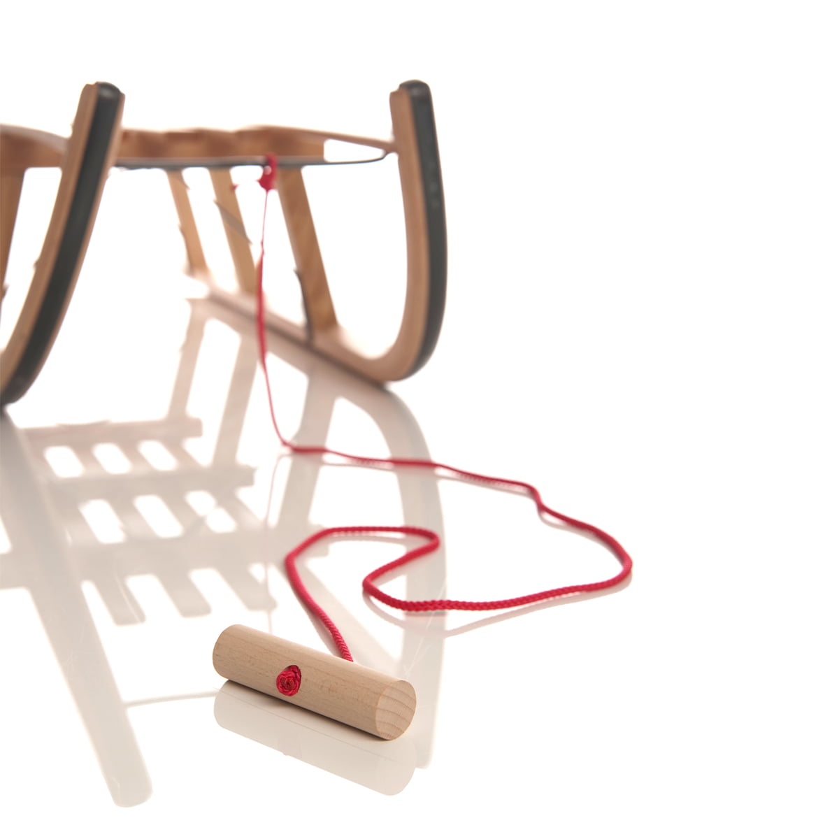 254778 Drvene sanjke s naslonom